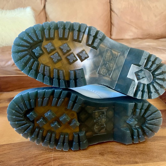 DR. MARTENS White Matte Leather Lace Up Boots - Picture 5 of 9